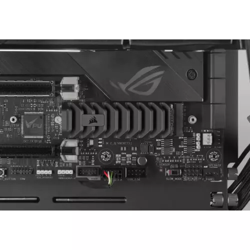 Corsair MP600 PRO XT 4TB M.2 NVMe PCIe Gen4 x4 SSD With DRAM - 1