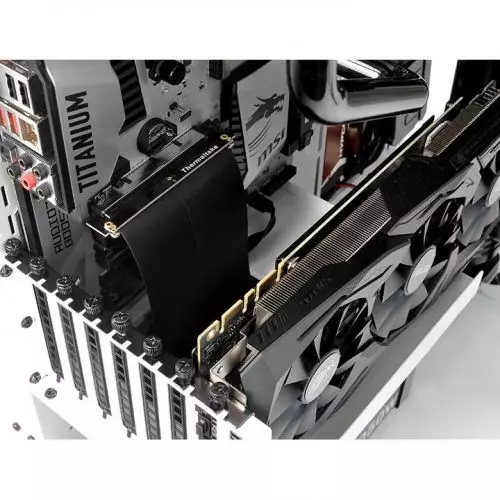 Thermaltake PCIE 3.0 X16 200MM RISER CABLE - 3