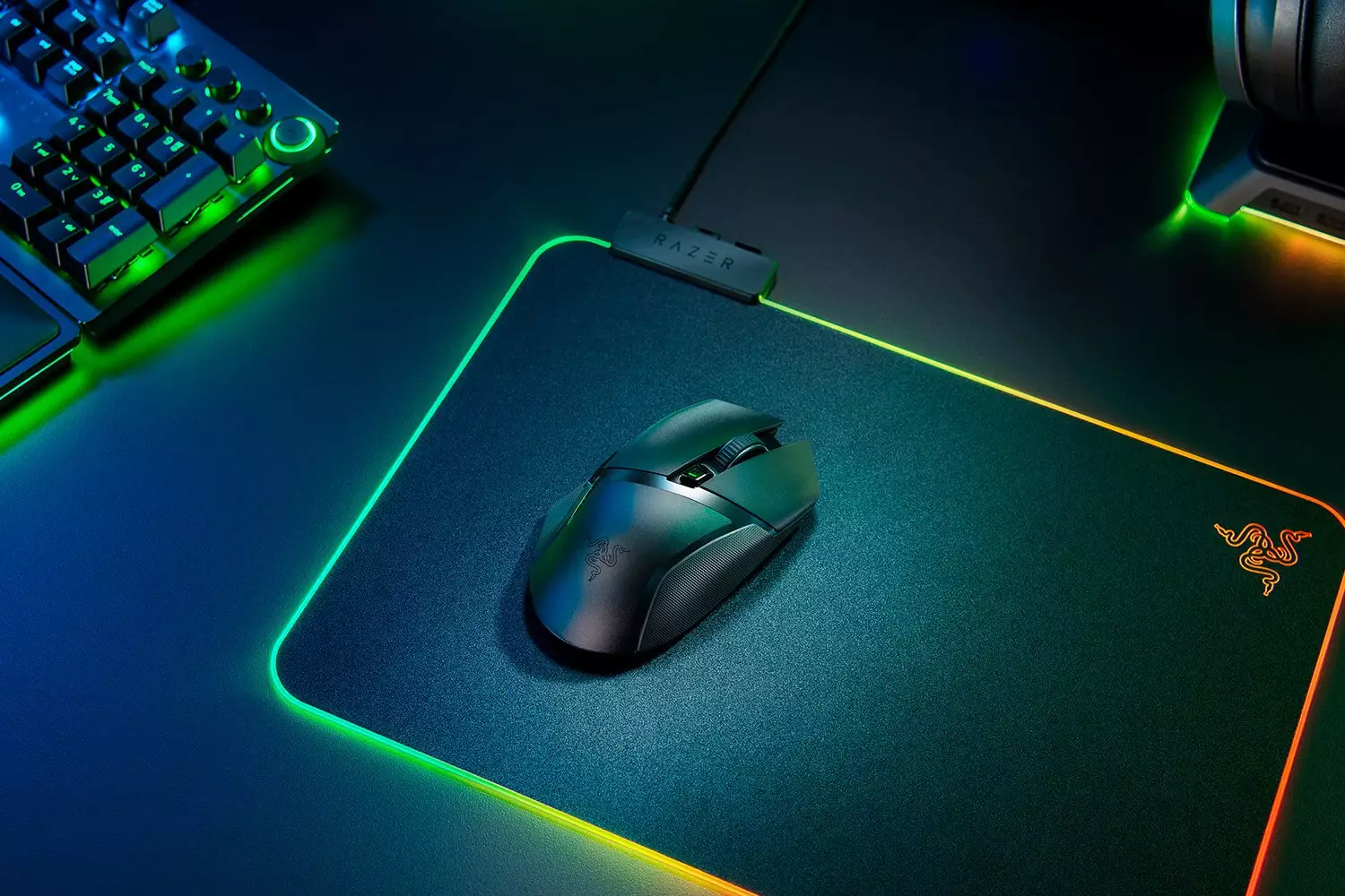 Razer Basilisk X HyperSpeed Wireless Ergonomic Gaming Mouse - 4
